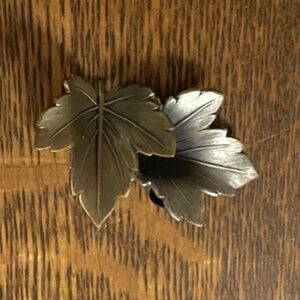 Vintage K&T Maple Leaves signed Leaves Brooch Pin